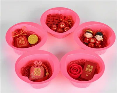 Custom Heart Shaped PET Blister Tray Food Grade Plastic Insert Tray for Wedding Favor Gift Box Chocolate Candy Packagin